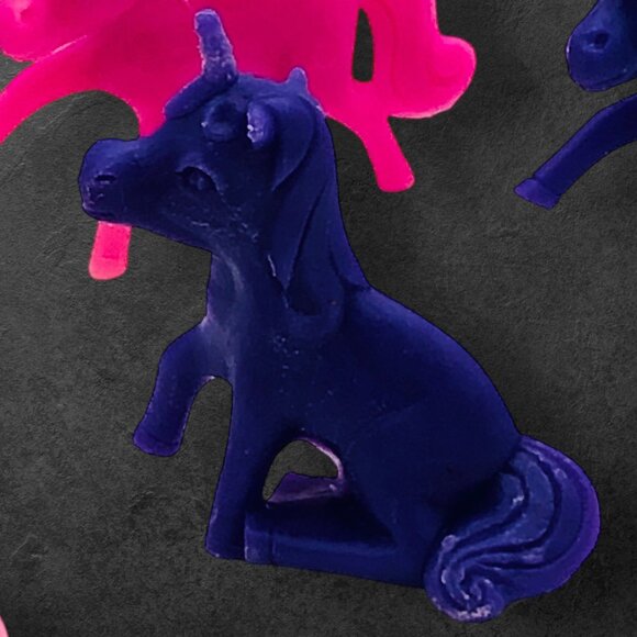 Horse Pegasus Unicorn Lot of 20 Plastic Imaginative Play Toy Pink Purple Green - Picture 6 of 8